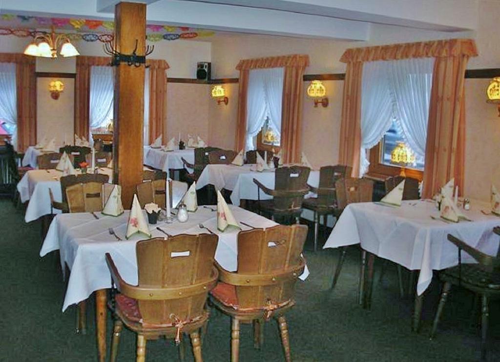Hotel Restaurant Schmidter Bauernstube Нидегген Экстерьер фото